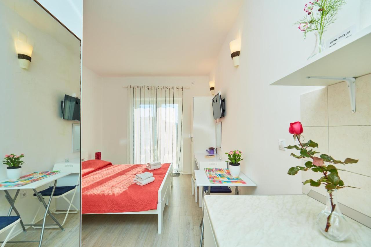 Leo'S Charming Home دوبروفينك المظهر الخارجي الصورة